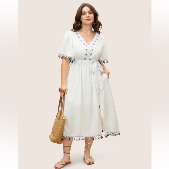 BloomChic Plus Size Lace Collar Woven Ribbon Colored Tassel Trim Belted Dress - Picture 3 of 8